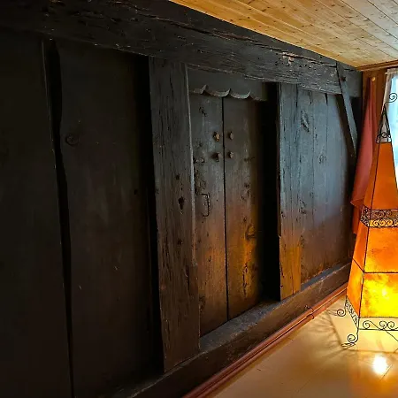 Saba & Jona Apartamento